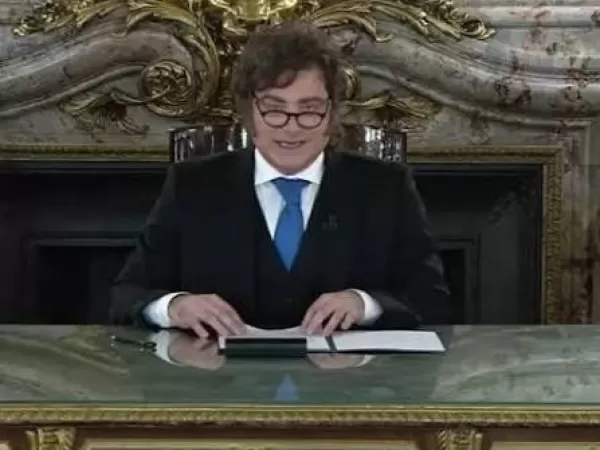 Javier Milei neg&oacute; que las medidas por Malvinas respondan a motivos electorales: "Las venimos gestando hace tres a&ntilde;os"