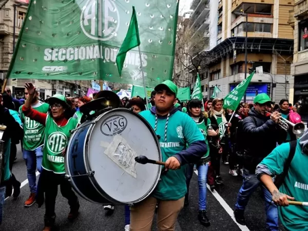 ATE marcha contra EE.UU.