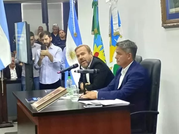 Granados encabez&oacute; la apertura de sesiones en el Concejo Deliberante