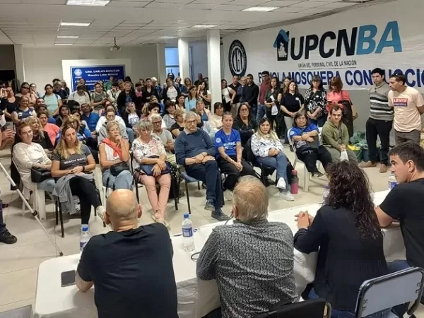 Un gremio de estatales bonaerenses reclam&oacute; por paritarias: &ldquo;No damos por cerrada la pauta de 2025&rdquo;