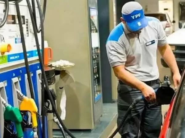 La venta de combustibles cay&oacute; por sexto mes consecutivo y acumula una baja del 9% en lo que va del a&ntilde;o