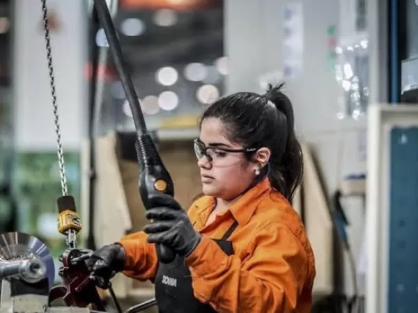 La econom&iacute;a se estanc&oacute; en agosto y qued&oacute; a las puertas de la recesi&oacute;n