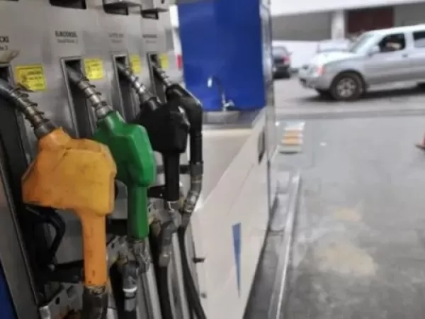 La suba de la nafta no se detiene