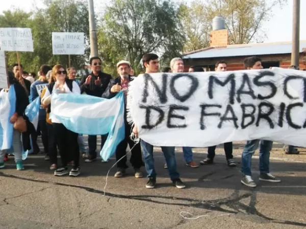 En la Argentina de Milei, cierran 30 empresas por d&iacute;as por las condiciones econ&oacute;micas