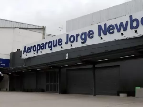 Un trabajador muri&oacute; luego de quedar atrapado en una fuga de gas en Aeroparque