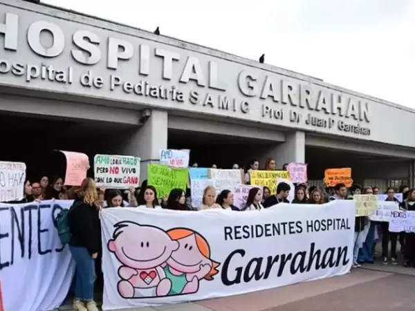 Trabajadores del Garrahan descubrieron que Milei recort&oacute; un 37% los fondos del Hospital