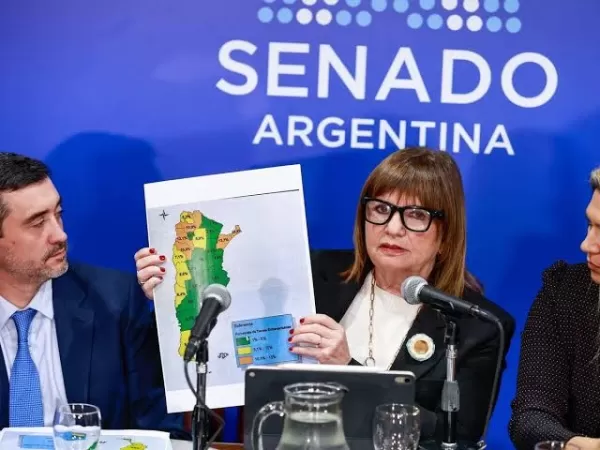 Por presi&oacute;n de los bloques aliados, el Gobierno retir&oacute; el cap&iacute;tulo de extranjerizaci&oacute;n de tierras