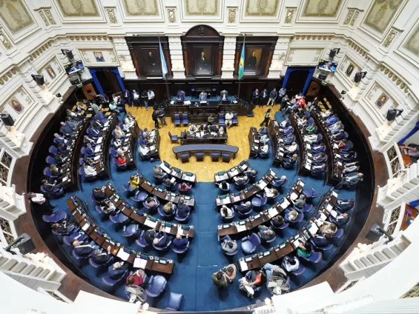 La Legislatura bonaerense volvi&oacute; a postergar el debate por los fondos para los municipios y crece la presi&oacute;n de los intendentes
