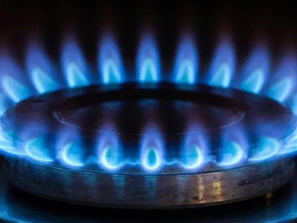 El Gobierno reglament&oacute; el recorte del subsidio al gas y 3,35 millones de usuarios pierden el beneficio autom&aacute;tico