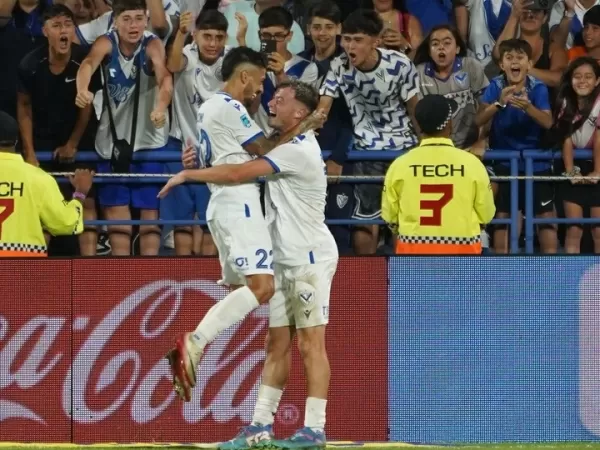 V&eacute;lez le gan&oacute; a Boca 2-1 en el Amalfitani