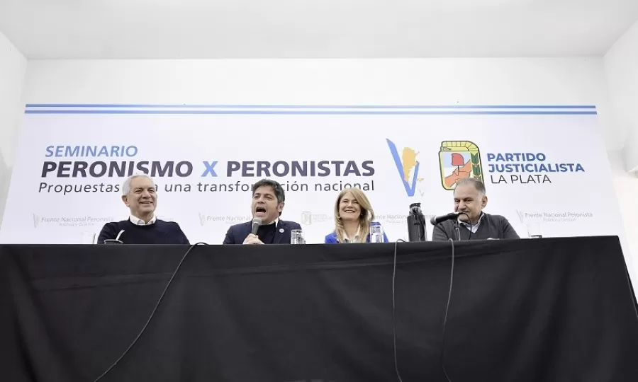 Kicillof encabez&oacute; una cumbre del PJ bonaerense: &ldquo;La unidad no es una decisi&oacute;n de c&uacute;pula&rdquo;