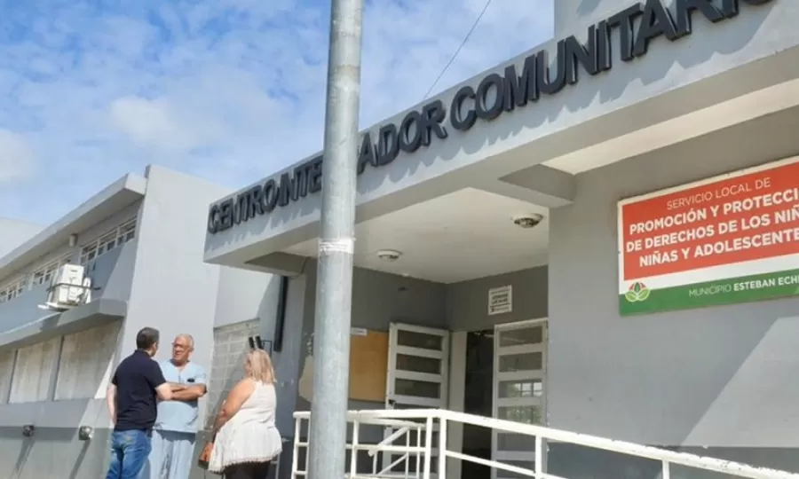 Gray recorri&oacute; la unidad sanitaria n&deg; 24 de El Jag&uuml;el