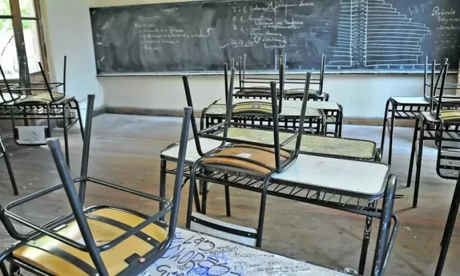 El Gobierno va a controlar las escuelas, pero ya se prepara para un conflicto con los sindicatos