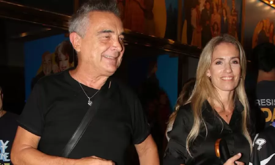 La salida rom&aacute;ntica de Nito Artaza con su novia