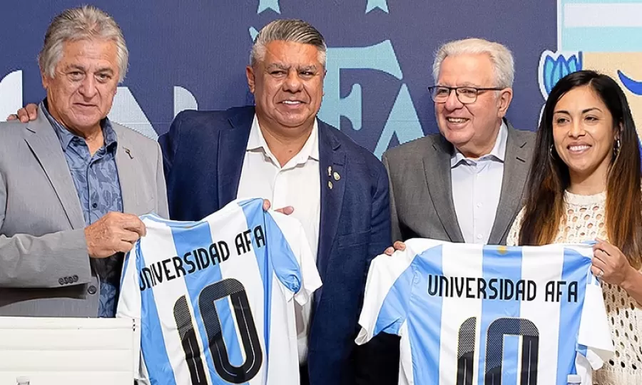 Chiqui Tapia presentó la Universidad de la AFA: “Es un anuncio histórico”