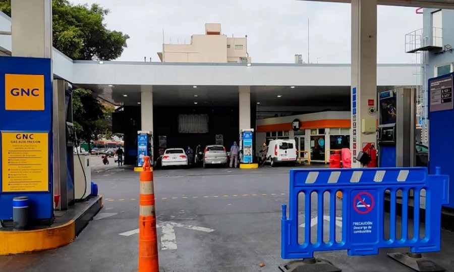 El Gobierno comenzó a restablecer el suministro de gas en estaciones de GNC e industrias con contratos firmes.