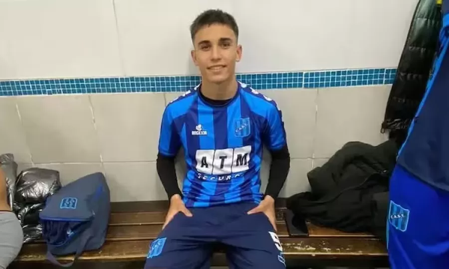 La mam&aacute; del futbolista que muri&oacute; en una operaci&oacute;n de rodilla pide justicia