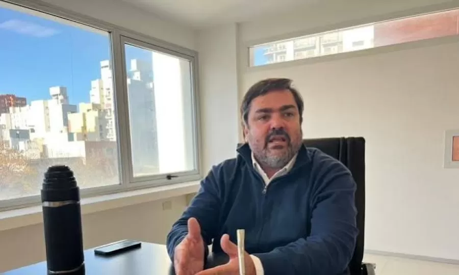 Balb&iacute;n le pone pa&ntilde;os fr&iacute;os a la interna de la UCR: &ldquo;La pelea es con los de afuera&rdquo;