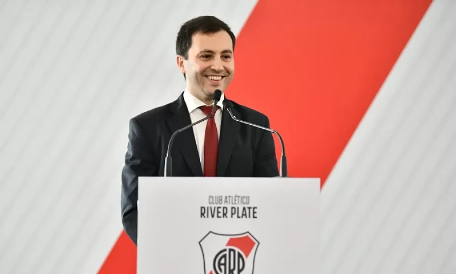 Di Carlo asumió como presidente de River y fue crítico con la actualidad del equipo