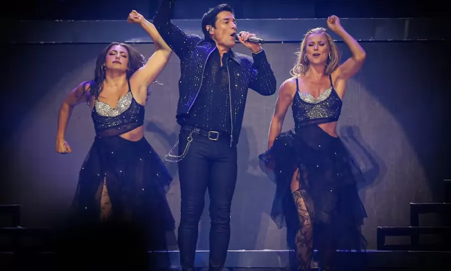 Chayanne brind&oacute; su primer show en Buenos Aires y enloqueci&oacute; a sus fans