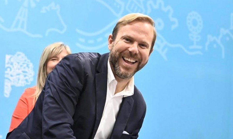 Gast&oacute;n Granados: "Kicillof es el mejor posicionado como candidato a Presidente&rdquo;