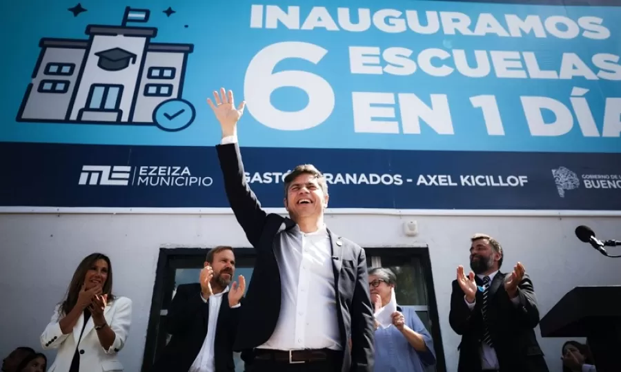 Kicillof inaugur&oacute; seis edificios escolares