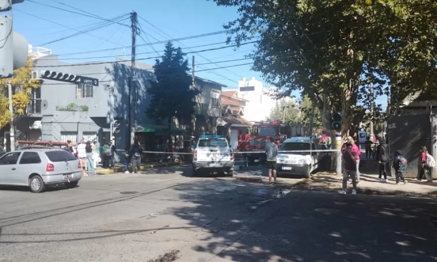 Rescataron a una mujer de un incendio