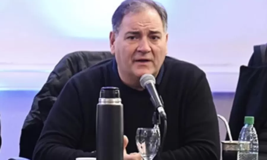 Javier Alonso cruz&oacute; a Jorge Macri por su propuesta de &ldquo;levantar un muro contra la barbarie&rdquo;