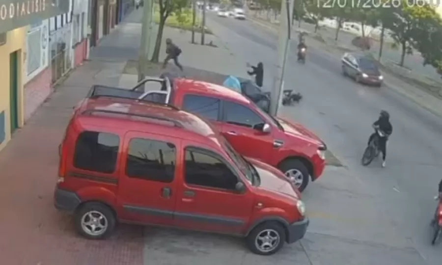 Un polic&iacute;a de civil se resisti&oacute; a un robo y bale&oacute; a un motochorro de 16 a&ntilde;os en Isidro Casanova