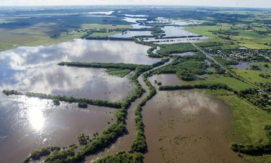 Estiman más de 5 millones de hectáreas afectadas por las inundaciones y hay temor por el impacto en la producción