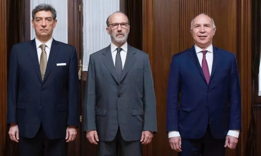 El Gobierno reactiva las negociaciones por las vacantes de la Corte Suprema de Justicia