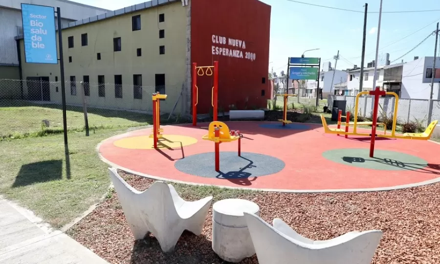 Ferraresi inaugur&oacute; nuevas plazas y parques