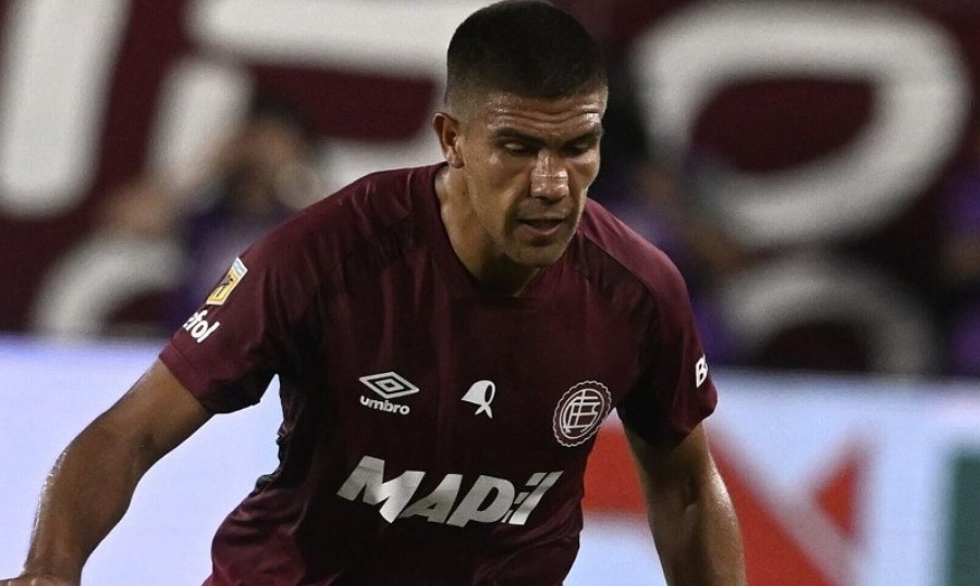 El defensor Ronaldo Dejesús.