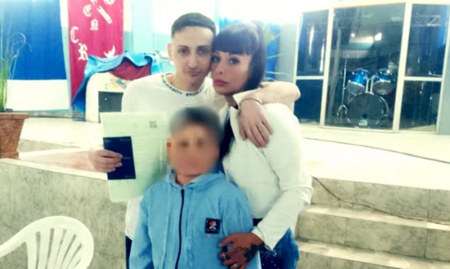 Nicolás Castro y Yesica Duarte dieron el sí en un penal de La Plata.