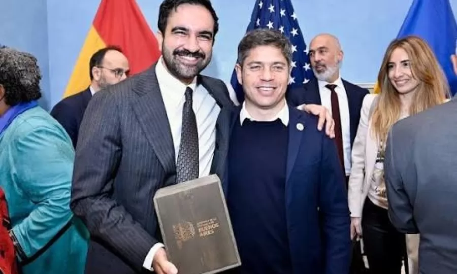Kicillof se mostr&oacute; con l&iacute;deres internacionales y critic&oacute; el plan econ&oacute;mico de Milei