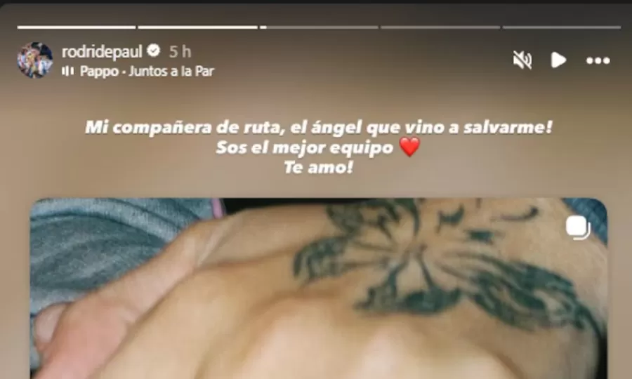 Rodrigo De Paul mostr&oacute; el lujoso anillo de compromiso que le dio a Tini Stoessel