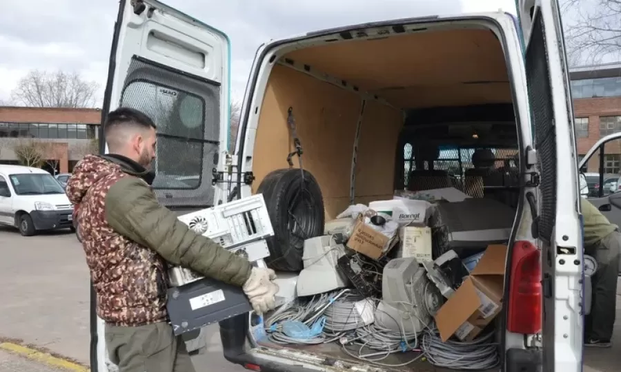 UNLZ: Reciclan aparatos electr&oacute;nicos