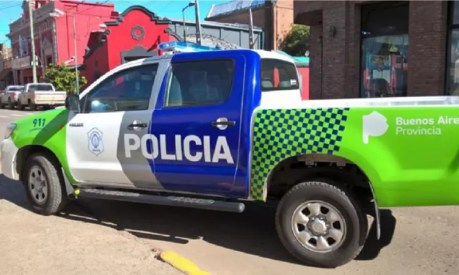 Un menor qued&oacute; inconsciente tras un choque entre una moto y un auto en Ezpeleta