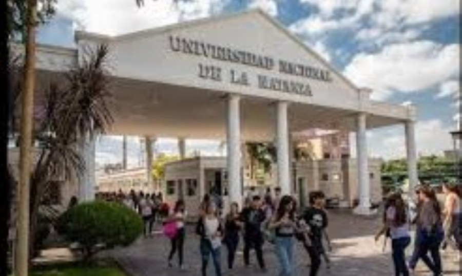 El rector Daniel Martínez advirtió que las casas de altos estudios están sufriendo un desfinanciamiento sistemático.