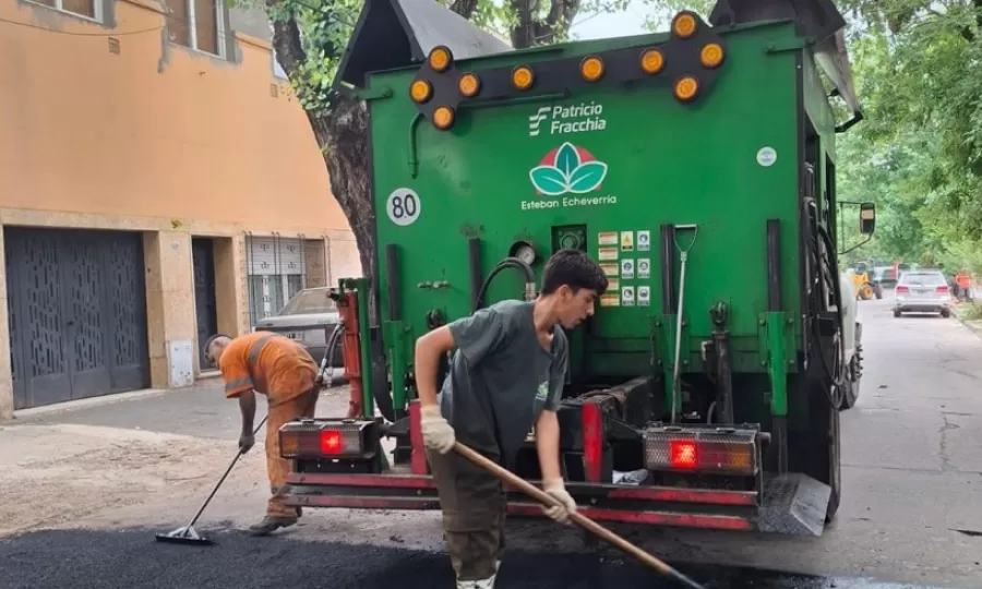 El Municipio contin&uacute;a con los trabajos de bacheo