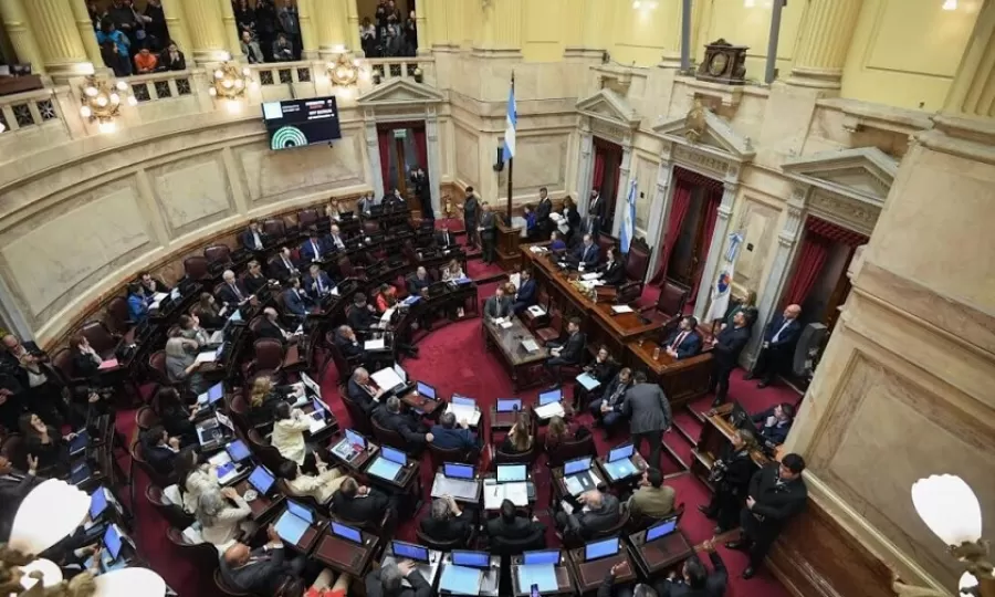 Los senadores cobrar&aacute;n m&aacute;s de $11 millones luego de un nuevo acuerdo salarial en el Congreso