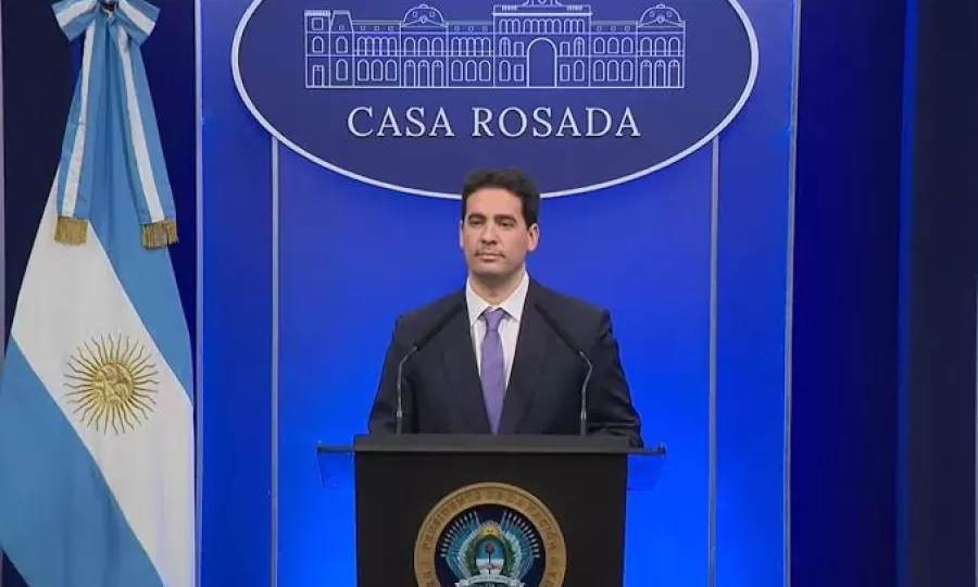 El Gobierno admite que usa fondos que por ley solo deben destinarse a las rutas nacionales para &ldquo;lograr el equilibrio fiscal&rdquo;