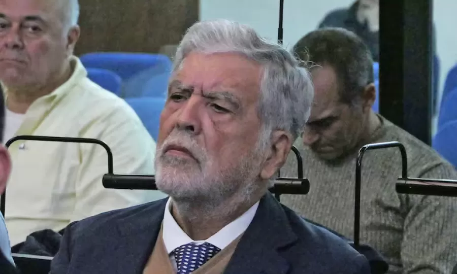 La Corte rechazó un pedido de Julio de Vido para bajar la pena y ratificó su condena