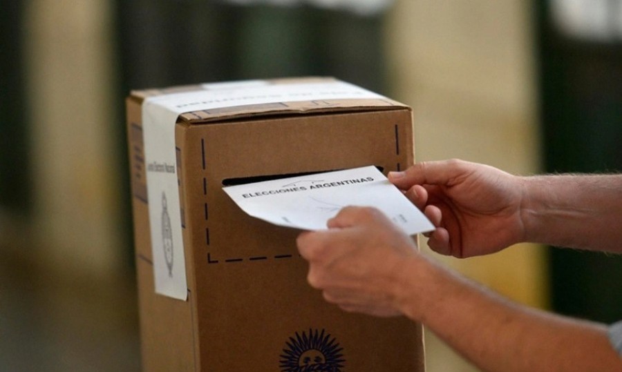 Los bonaerenses irán a las urnas para elegir diputados y senadores provinciales, concejales municipales y consejeros escolares.