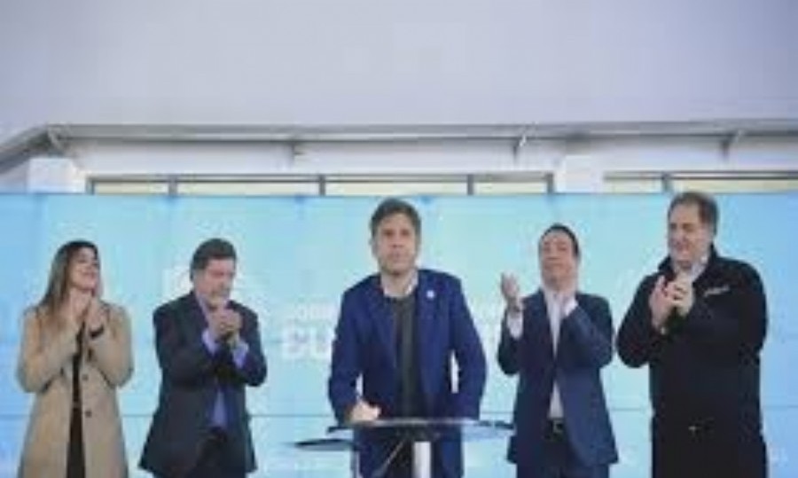 Kicillof, encabezó en Florencio Varela la presentación de “Escuelas Cuidadas”.