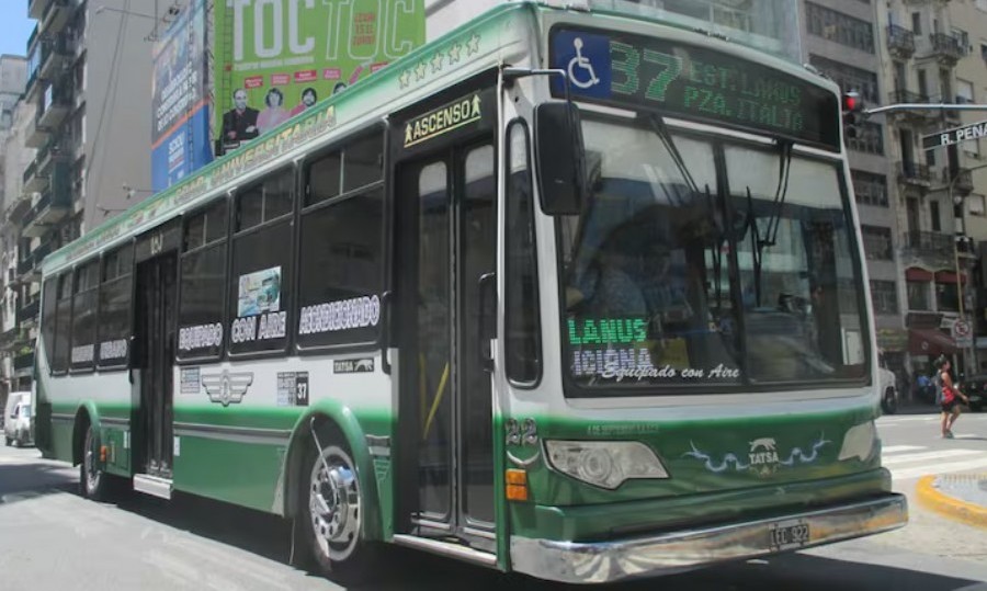 Los bonaerenses viajarán sin cargo en los colectivos y lanchas en el territorio provincial los domingos 7 de septiembre y 26 de octubre.
