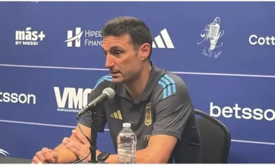 Lionel Scaloni habl&oacute; por primera vez sobre el problema muscular que tuvo Messi a dos semanas del Mundial