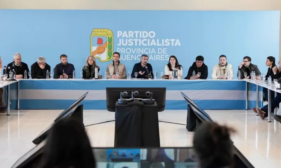 Empieza la discusión por la sucesión de Máximo en el PJ bonaerense: suenan Otermin, Magario y Larroque