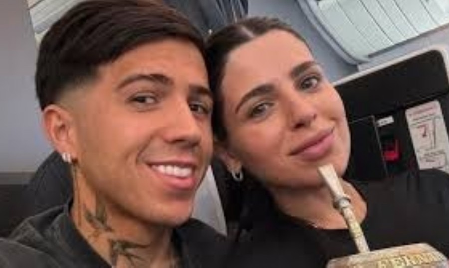 La modelo, madre de Olivia y Benjamín con el futbolista, blanqueó la ruptura mediante un comunicado que compartió en Instagram.