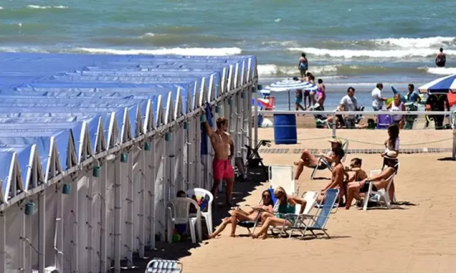 Cu&aacute;nto necesita una familia tipo para irse de vacaciones a la Costa Atl&aacute;ntica